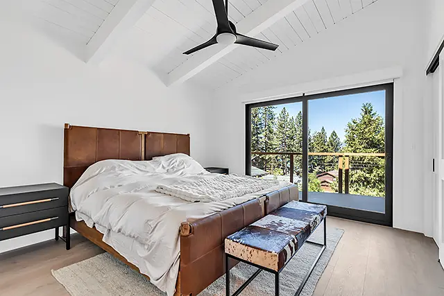 vaulted roof ceiling